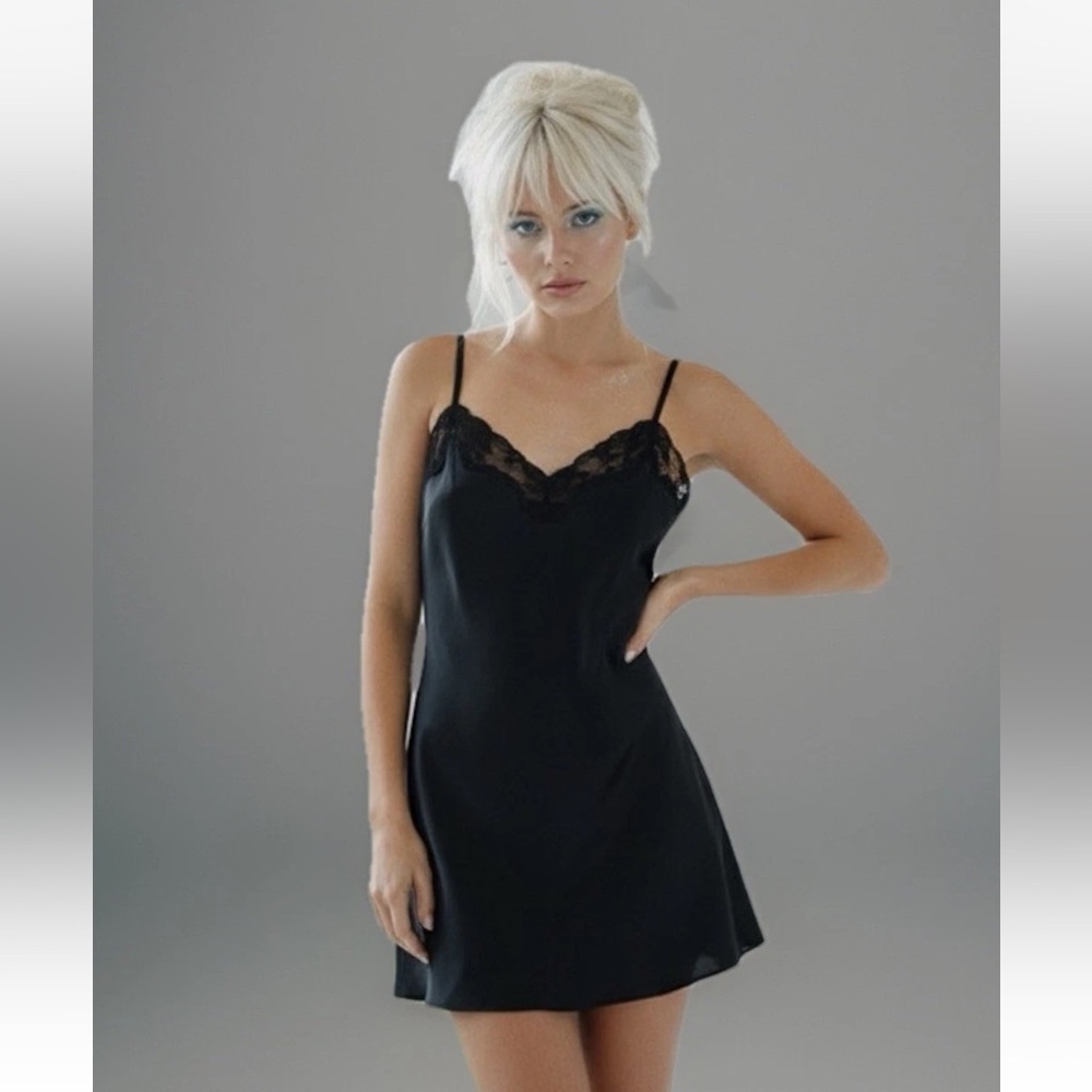 Victoria's Secret Vintage M Black Sexy Satin Lace Lingerie Slip Dress Coquette